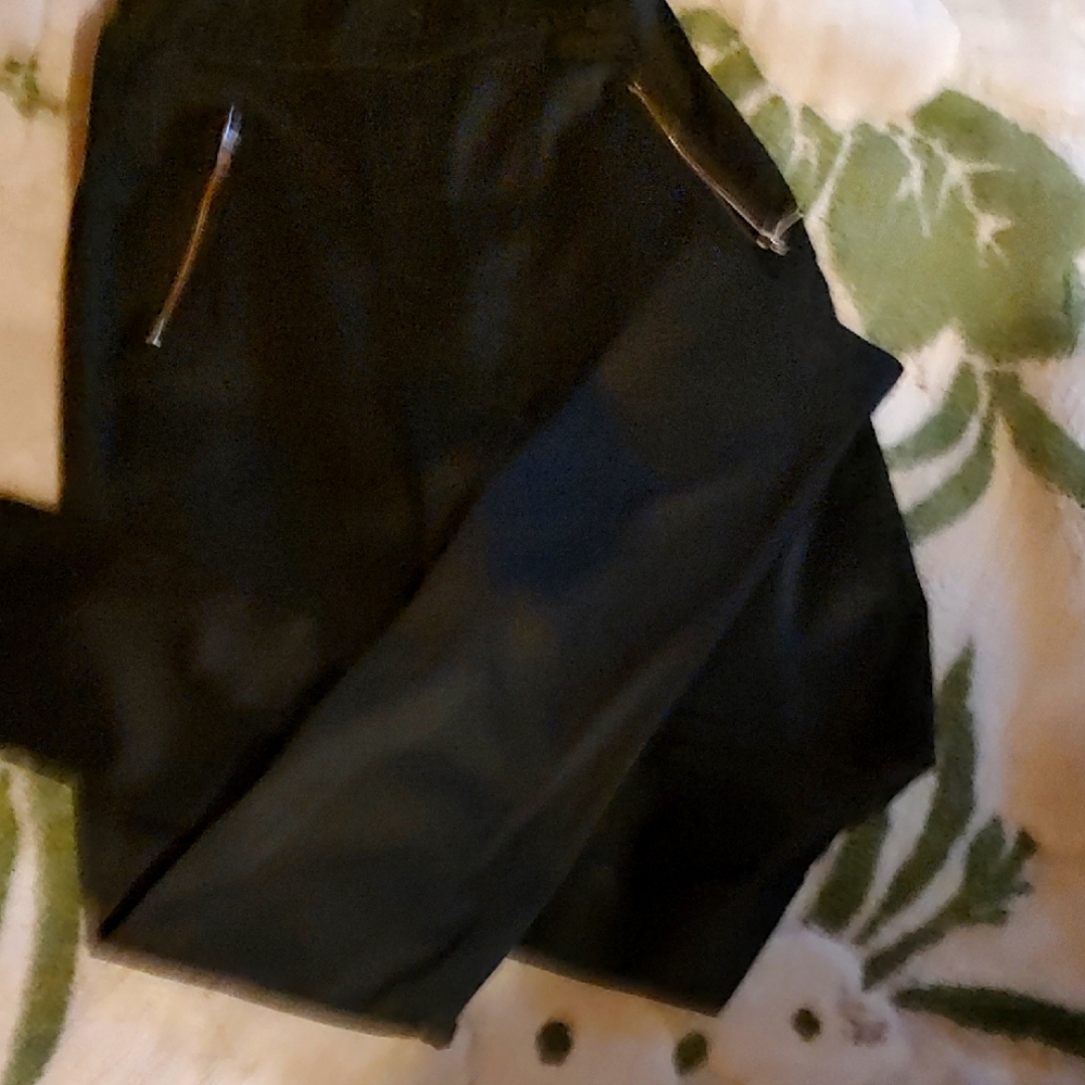 Stylish Black Pants with Zipper Accents